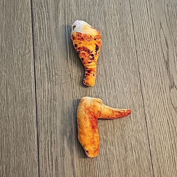 Plush Dog Toy Set 🔥2 Toys🔥 for Small Dogs Chicken Leg & Wing - Picture 2 of 7